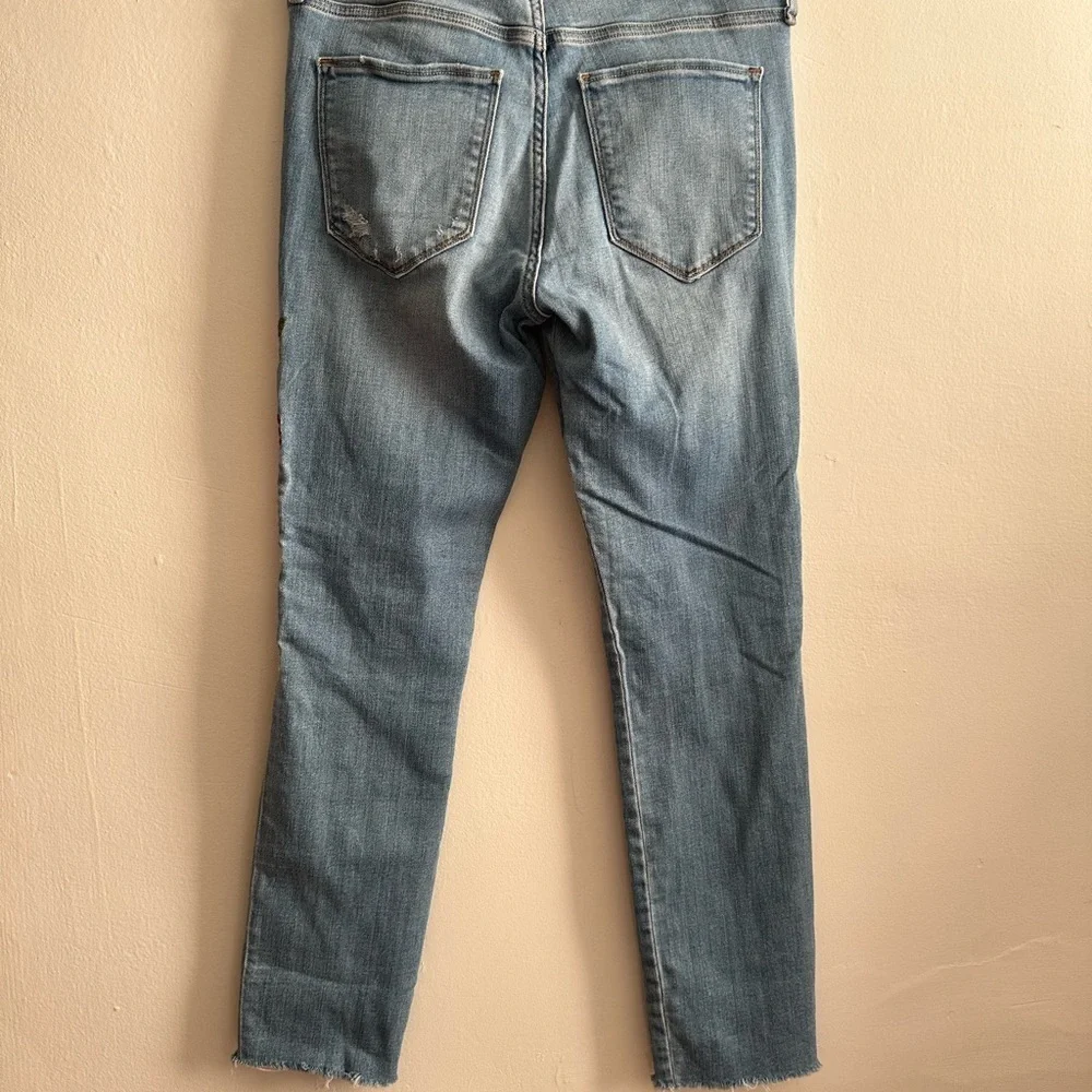 Abercrombie & Fitch Light Blue Embroidered Skinny Jeans